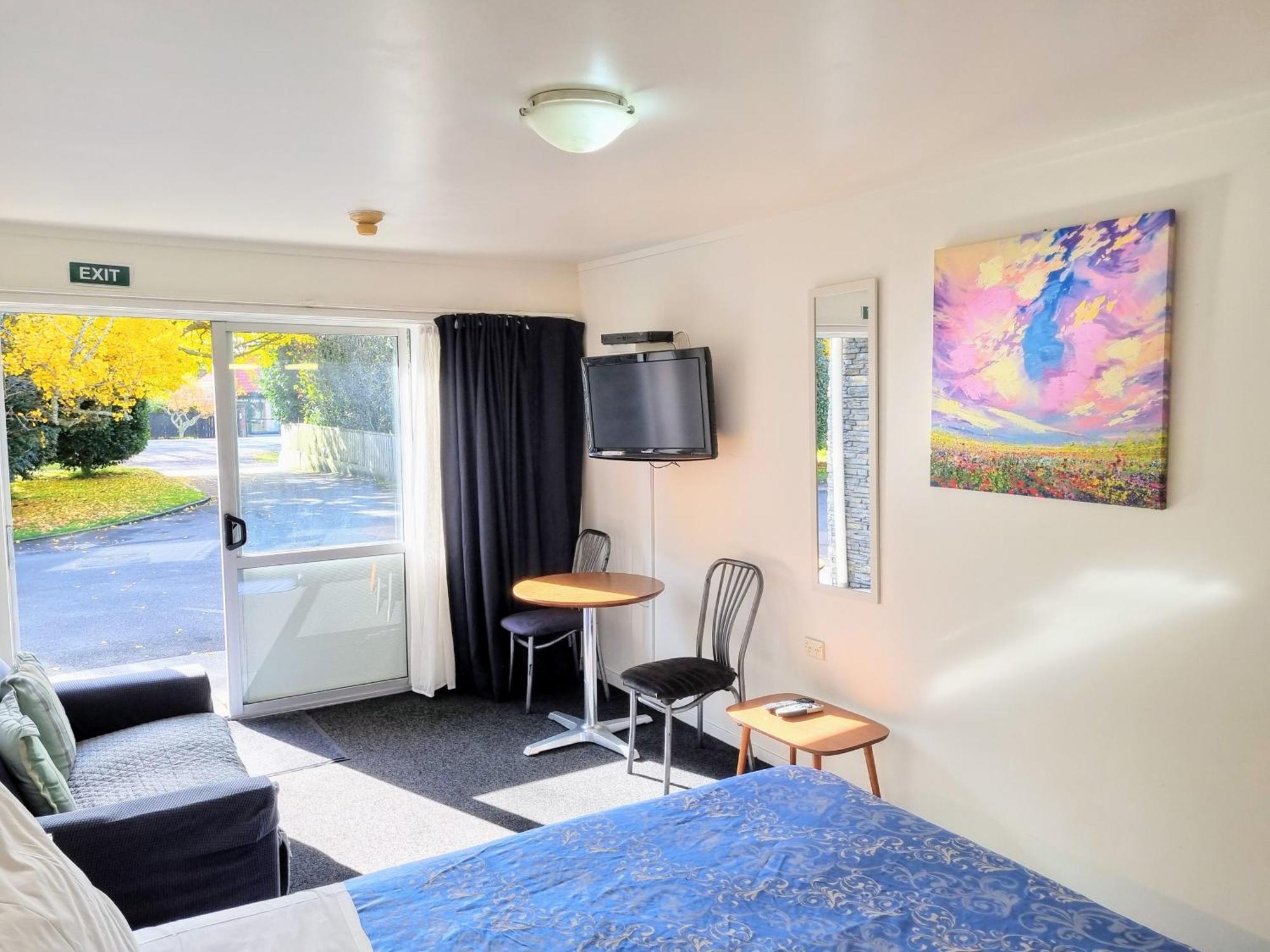 Cambrian Lodge Motel เคมบริดจ์ ภายนอก รูปภาพ
